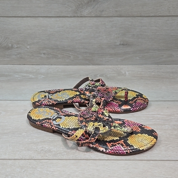 Circus By Sam Edelman "LIKE New"Canyon Colorful Women's Sandals Flats Shoes 9M - Picture 1 of 10